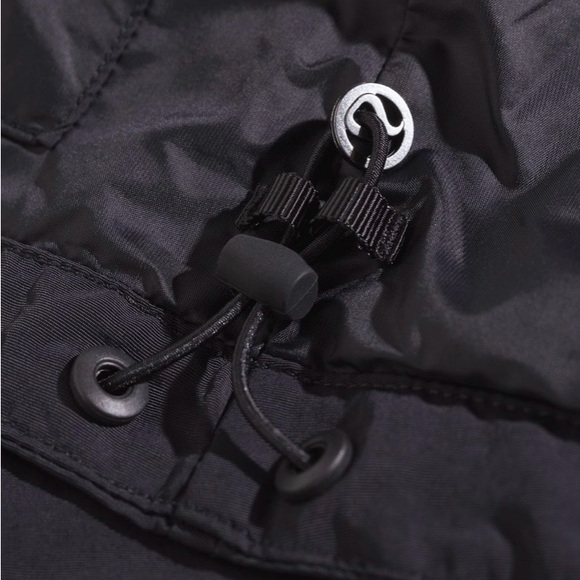 Lululemon Effortless Jacket Black Size 2 | Water-Repellent | Rare 2017 Retired - Picture 6 of 14